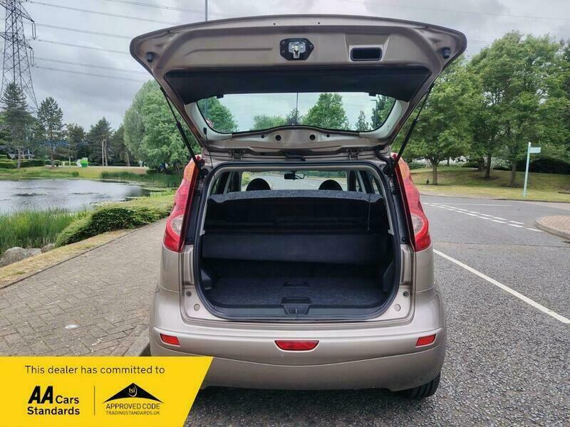 Nissan Note 1.4 16V N-tec Euro 4 Silver #7