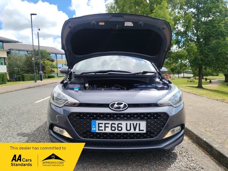 Hyundai I20 Hatchback Red #39