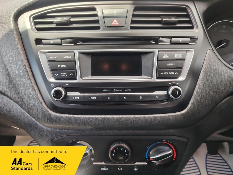 Hyundai I20 Hatchback Red #31