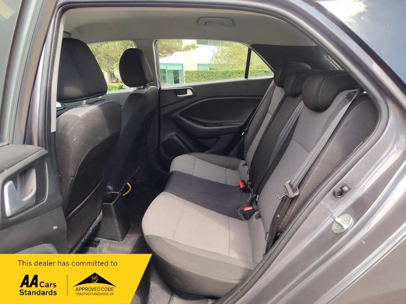 Hyundai I20 Hatchback Red #38
