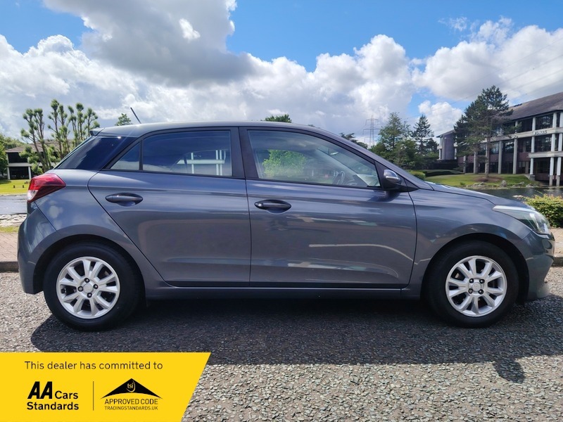 Hyundai I20 Hatchback Red #13