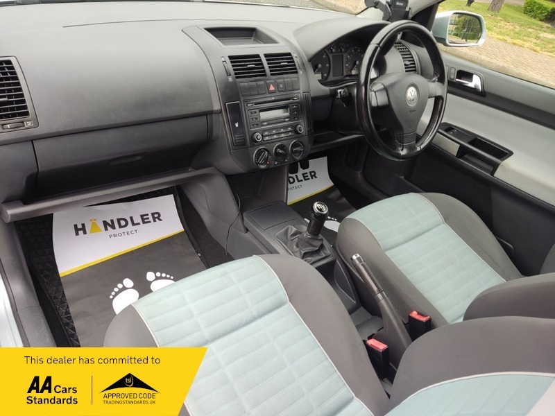 Volkswagen Polo Se Red #29