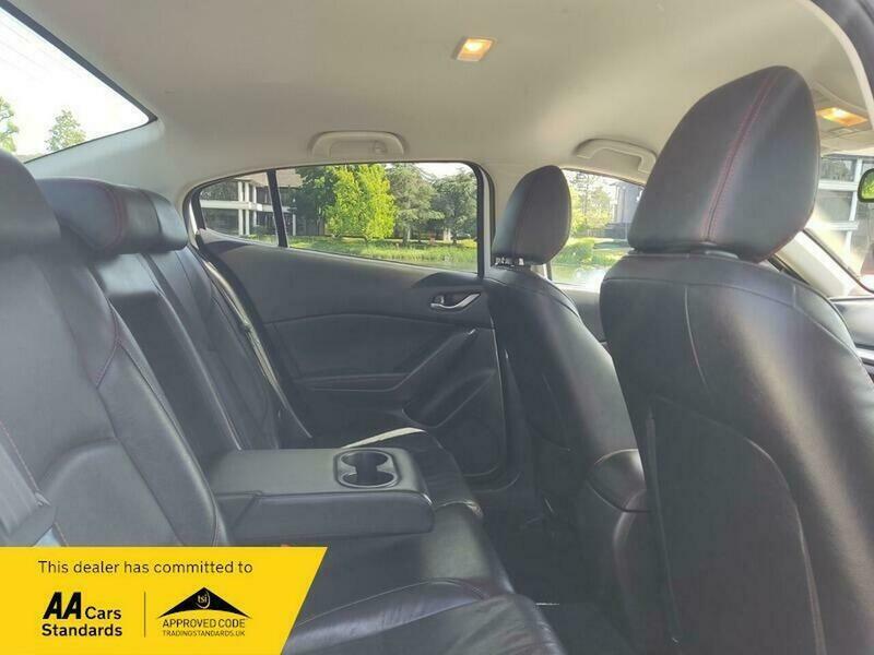 Mazda 3 2.0 Skyactiv-g Sport Silver #34