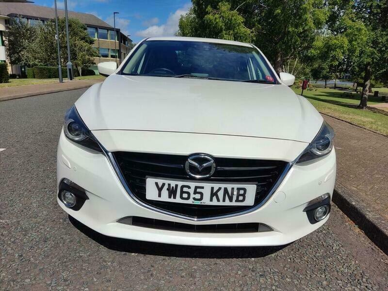 Mazda 3 2.0 Skyactiv-g Sport Nav White #2