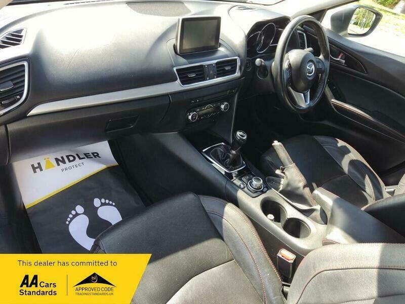 Mazda 3 2.0 Skyactiv-g Sport Silver #39
