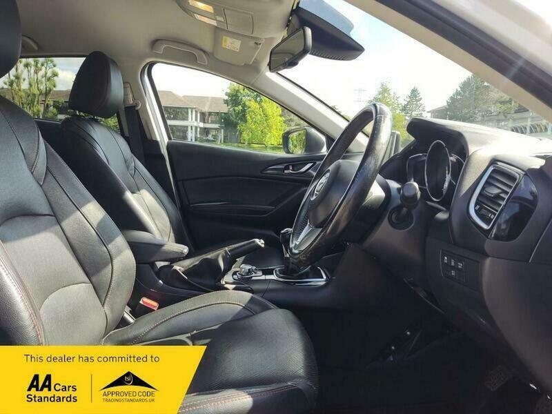Mazda 3 2.0 Skyactiv-g Sport Silver #24