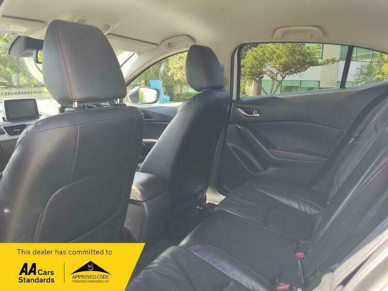 Mazda 3 2.0 Skyactiv-g Sport Silver #35