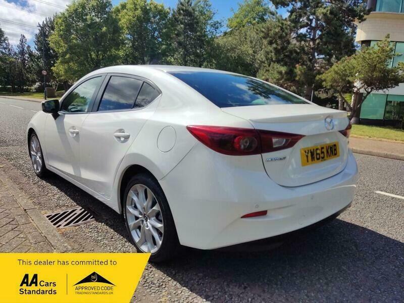 Mazda 3 2.0 Skyactiv-g Sport Nav White #5
