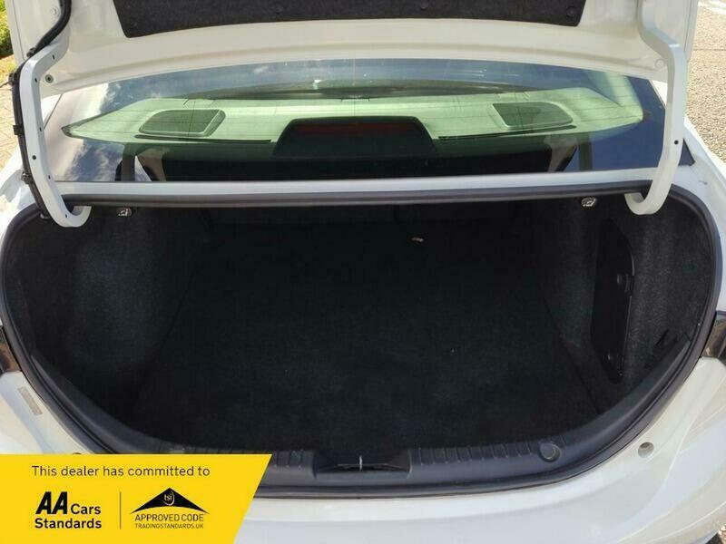 Mazda 3 2.0 Skyactiv-g Sport Silver #8