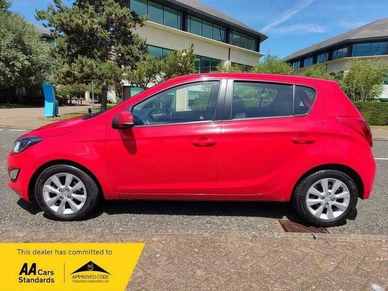 Hyundai I20 1.2 Active Hatchback Red #4