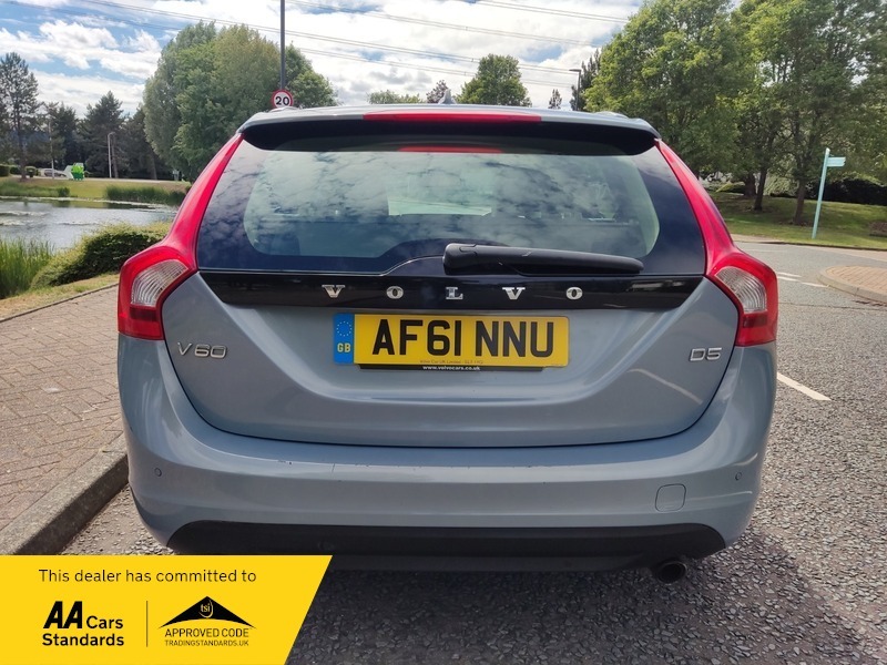 Volvo V60 2.4 D5 Se Lux Blue #6