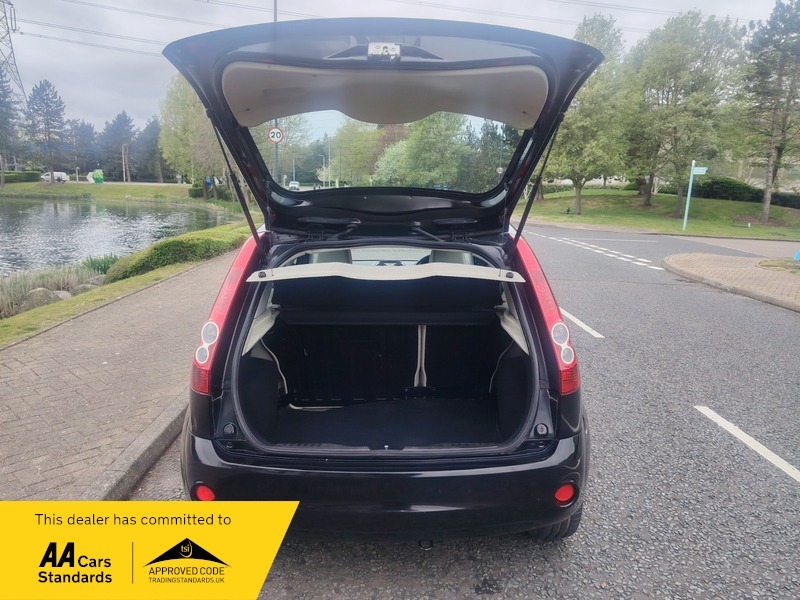 Ford Fiesta 1.25 Zetec Climate Black #8
