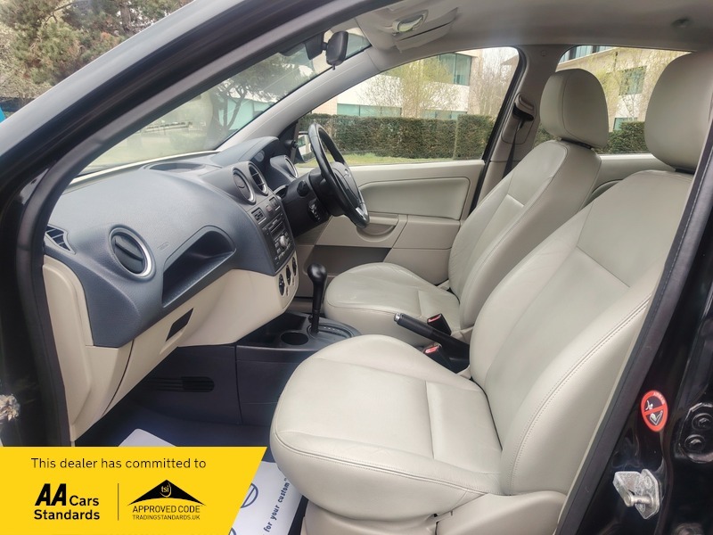 Ford Fiesta 1.25 Zetec Climate Black #36