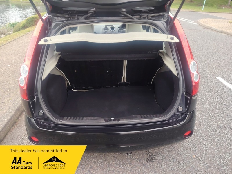 Ford Fiesta 1.25 Zetec Climate Black #7