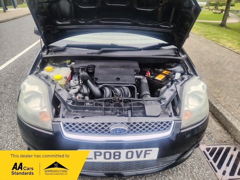 Ford Fiesta 1.25 Zetec Climate Black #40