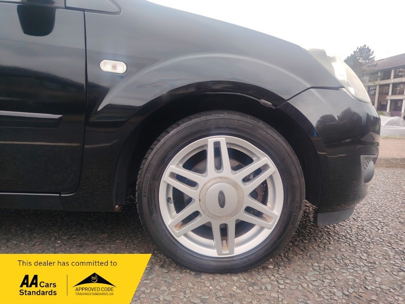 Ford Fiesta 1.25 Zetec Climate Black #17