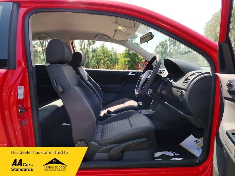 Volkswagen Polo 1.4 S Blue #23