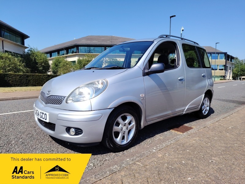 Toyota Verso 1.3 Vvt-i T Spirit Silver #3