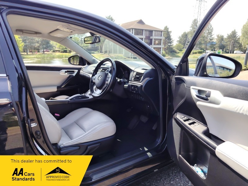 Lexus CT Hatchback 1.8 200H Se-l Cvt Euro 5 Ss 2012 Silver #22