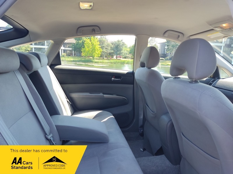 Toyota Prius 1.5 T3 Cvt Silver #32