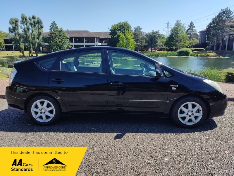 Toyota Prius 1.5 T3 Cvt Silver #12