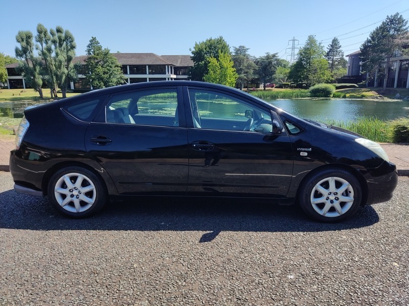 Toyota Prius 1.5 T3 Cvt Silver #19