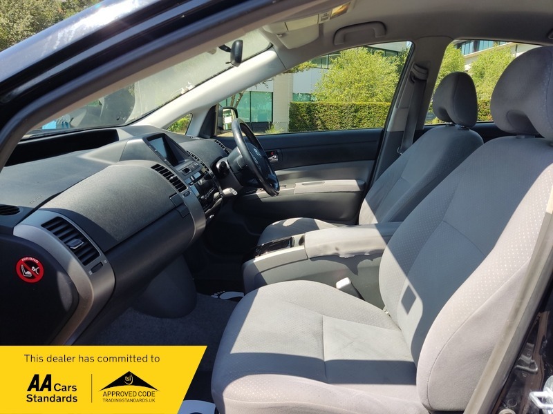 Toyota Prius 1.5 T3 Cvt Silver #36