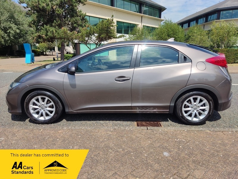 Honda Civic 1.8 I-vtec Es Hatchback Brown #4