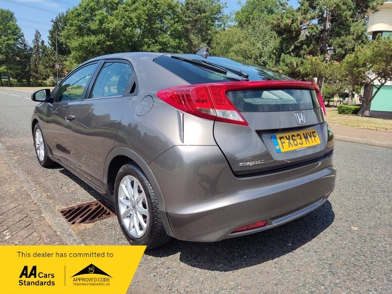 Honda Civic 1.8 I-vtec Es Hatchback Brown #5