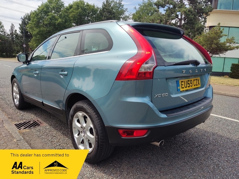 Volvo XC60 2.4 D5 Se Lux Blue #5