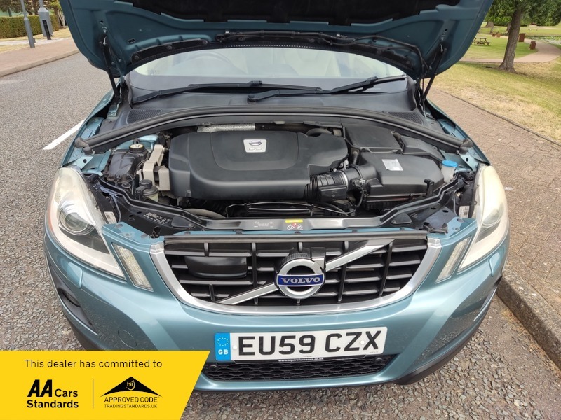 Volvo XC60 2.4 D5 Se Lux Awd 205 Bhp Black #44