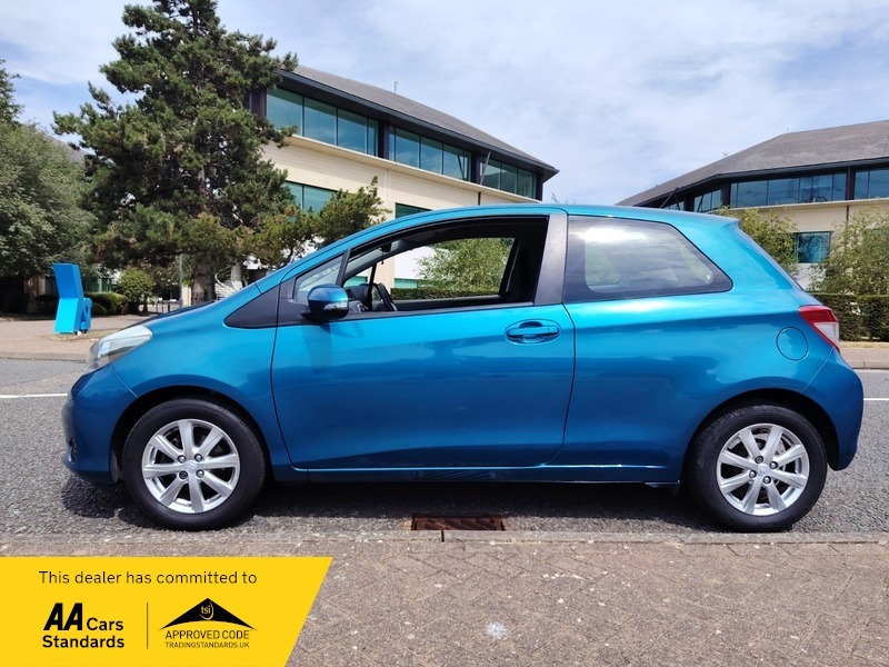 Toyota Yaris 1.33 Dual Vvt-i Tr Blue #4