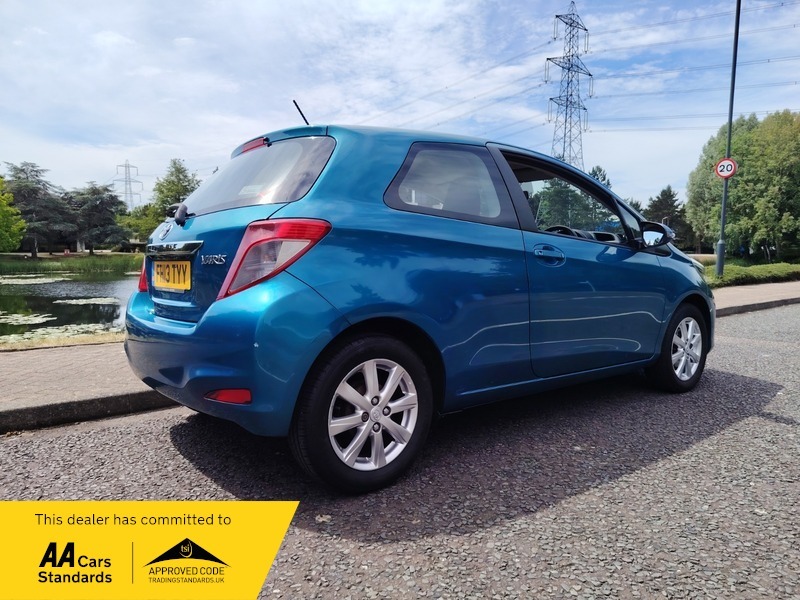 Toyota Yaris 1.3 Automatic Petrol Purple #11