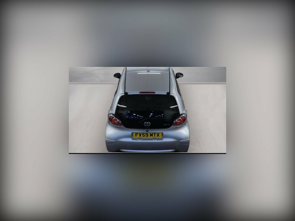 Toyota Aygo 1.0 Vvt-i Platinum Hatchback Multimode Silver #2