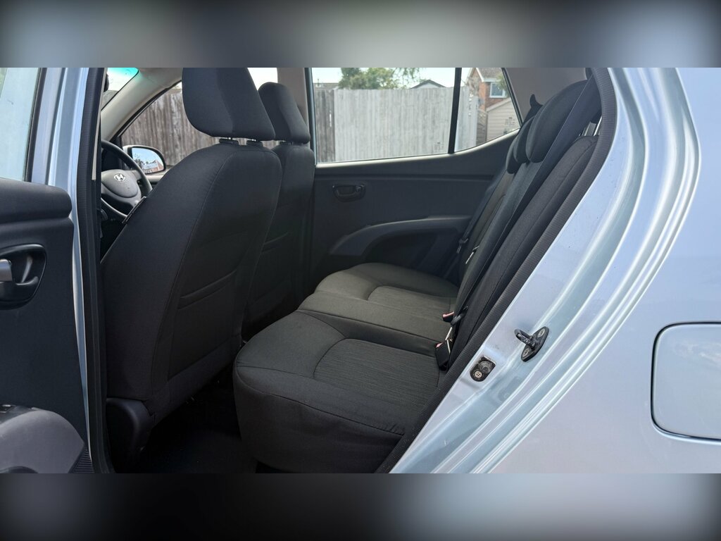 Hyundai I10 1.2 Active Hatchback Euro 5 85 Bh Silver #6