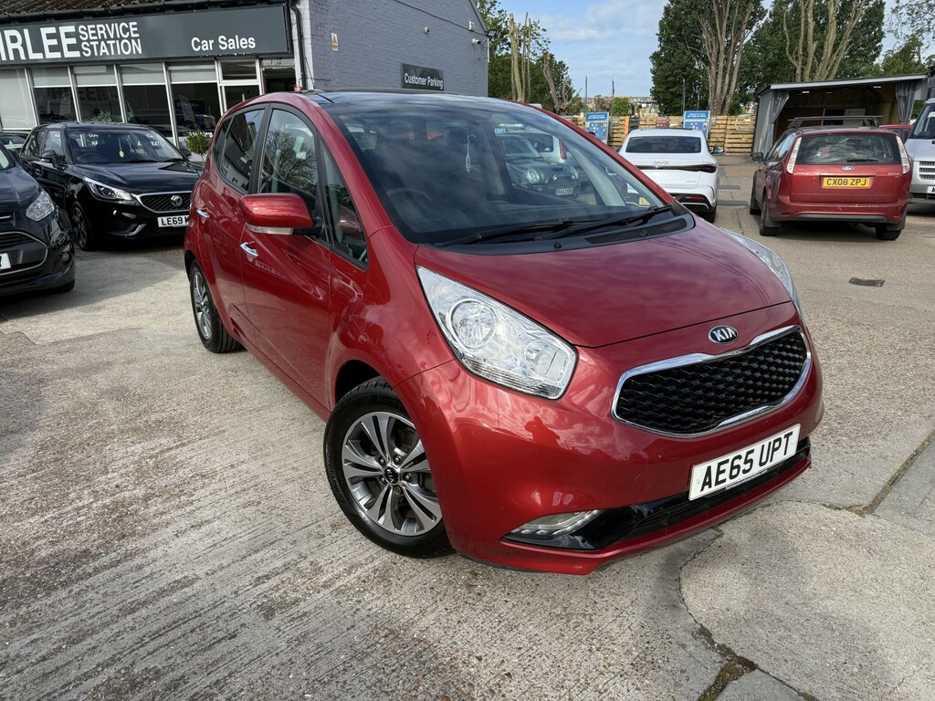 Kia Venga Mpv 1.6 4 2015 Red