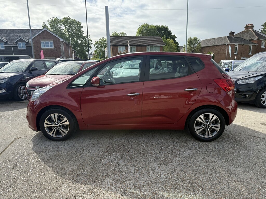 Kia Venga Mpv 1.6 4 2015 Red #4