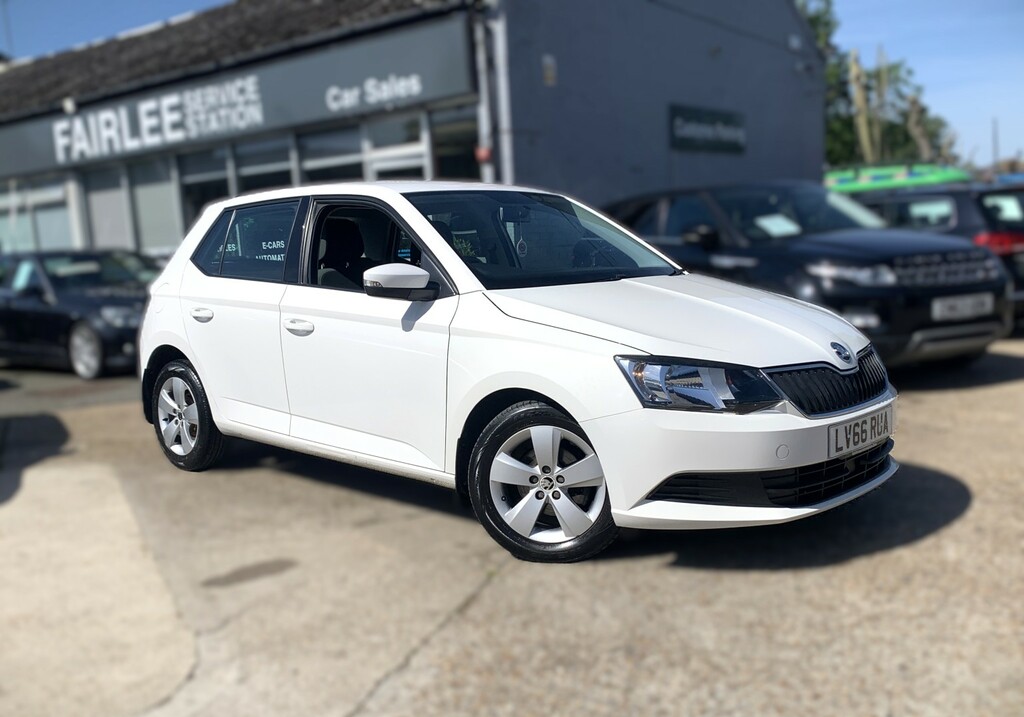 Skoda Fabia 1.0 Se White