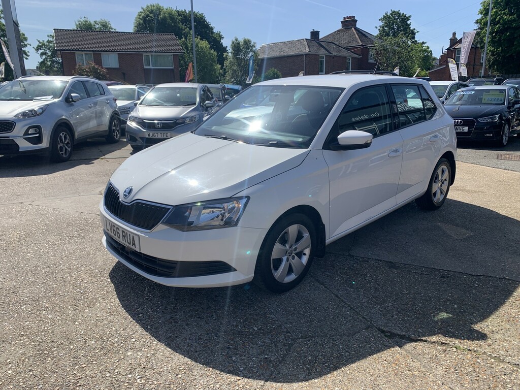 Skoda Fabia 1.0 Se LV66RUA White #4