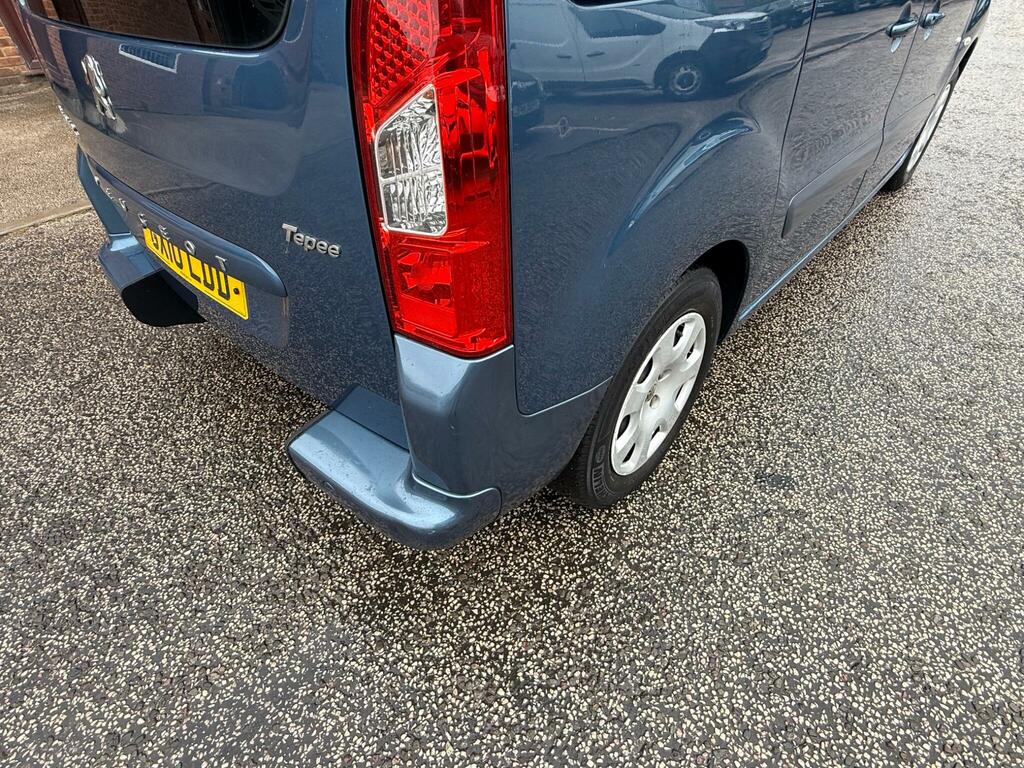 Peugeot Partner Tepee Tepee 1.6 Hdi Tepee Grey #16