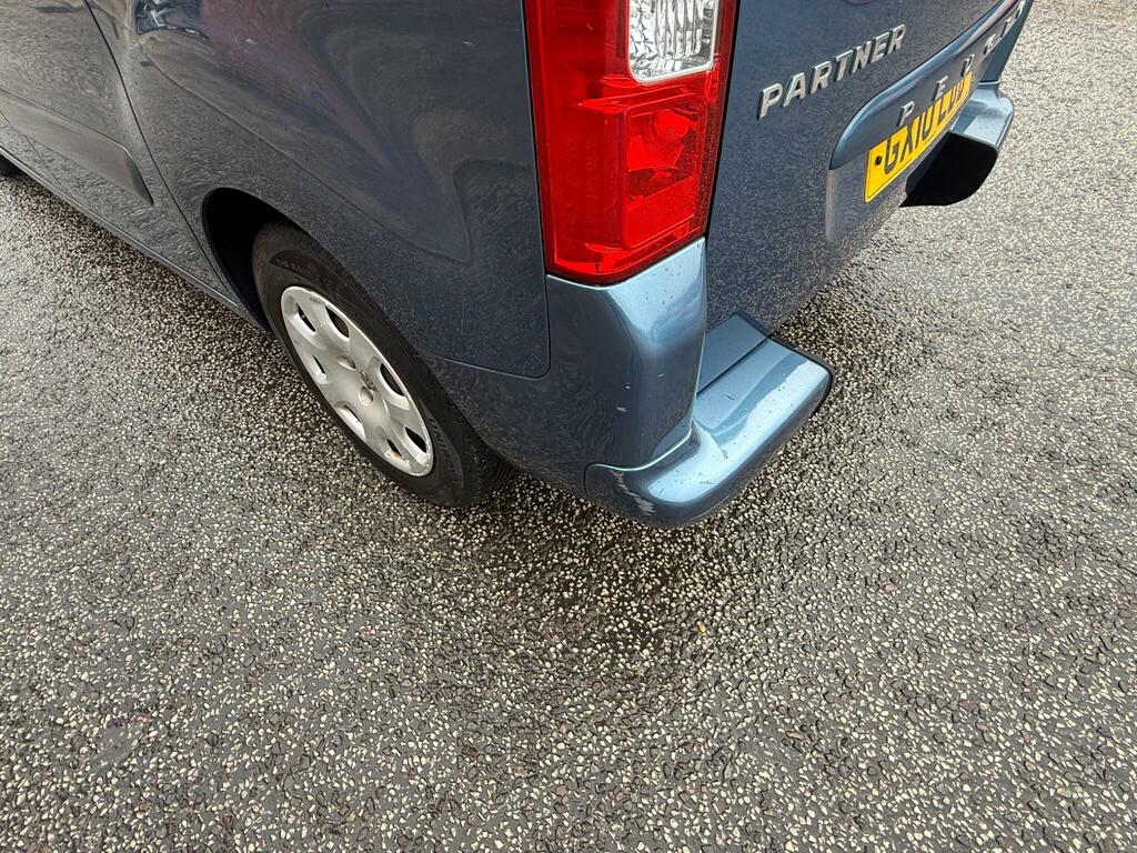 Peugeot Partner Tepee Tepee 1.6 Hdi Tepee Grey #15