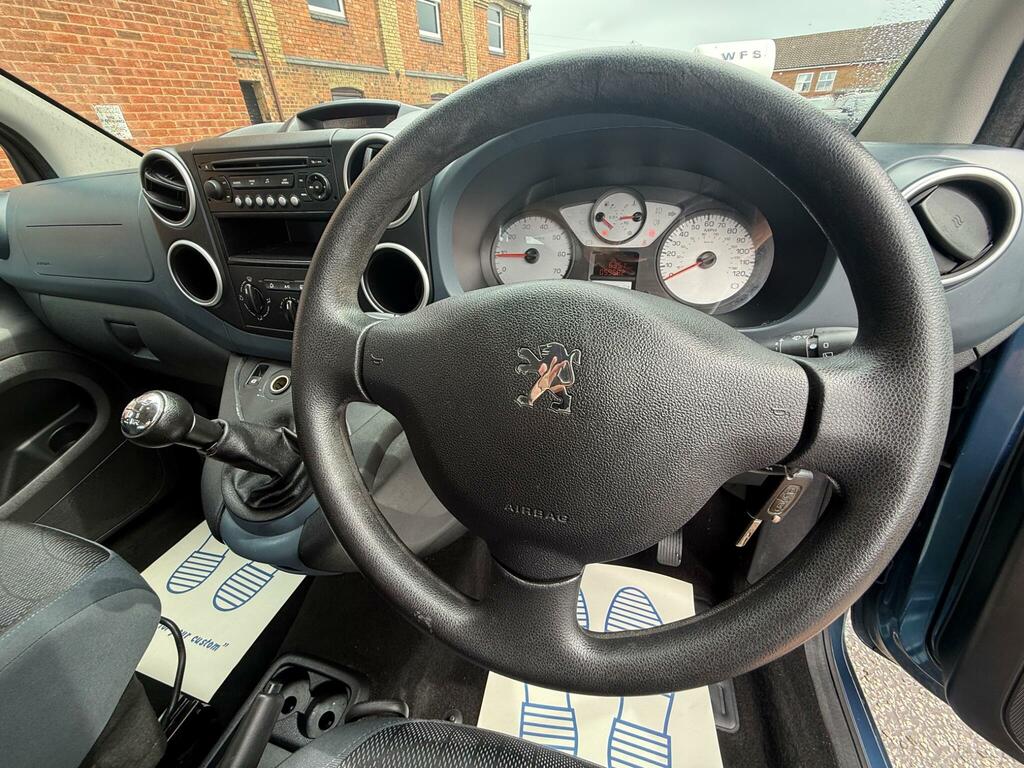 Peugeot Partner Tepee Tepee 1.6 Hdi Tepee Grey #34