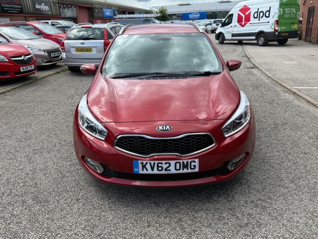 Kia Ceed 3 Red #4