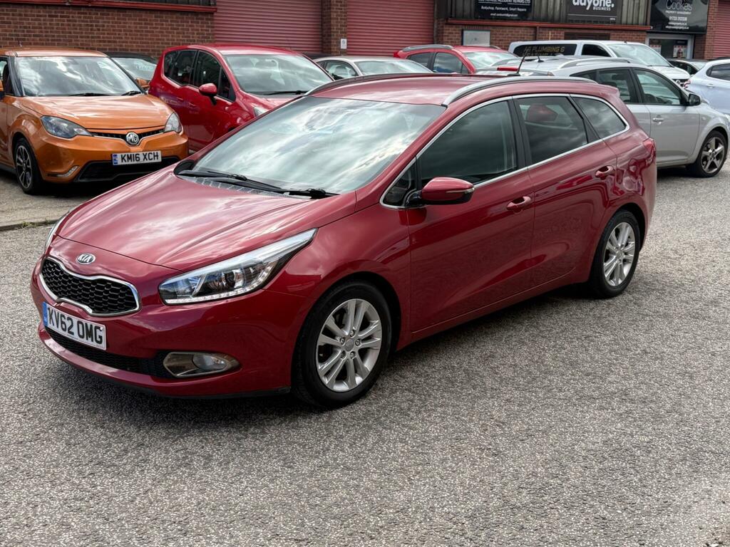 Kia Ceed 3 Red #5