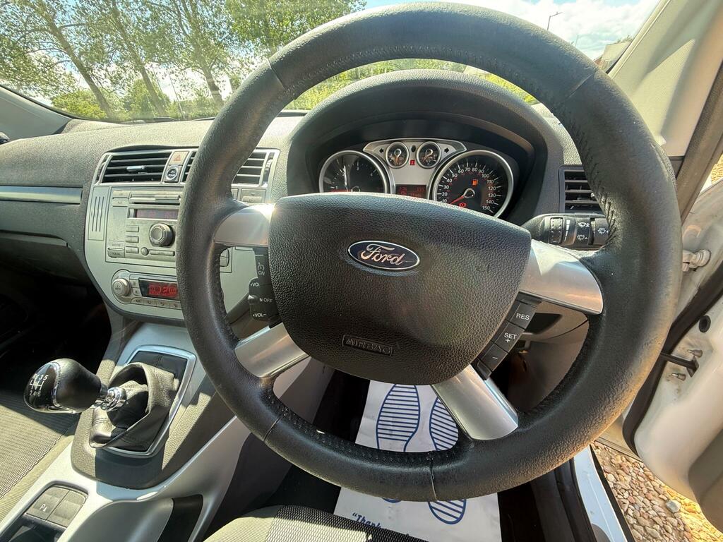 Ford Kuga Zetec Tdci White #32