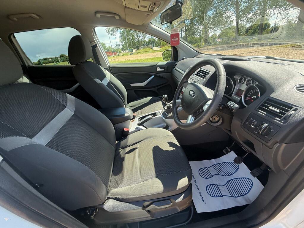 Ford Kuga Zetec Tdci White #25