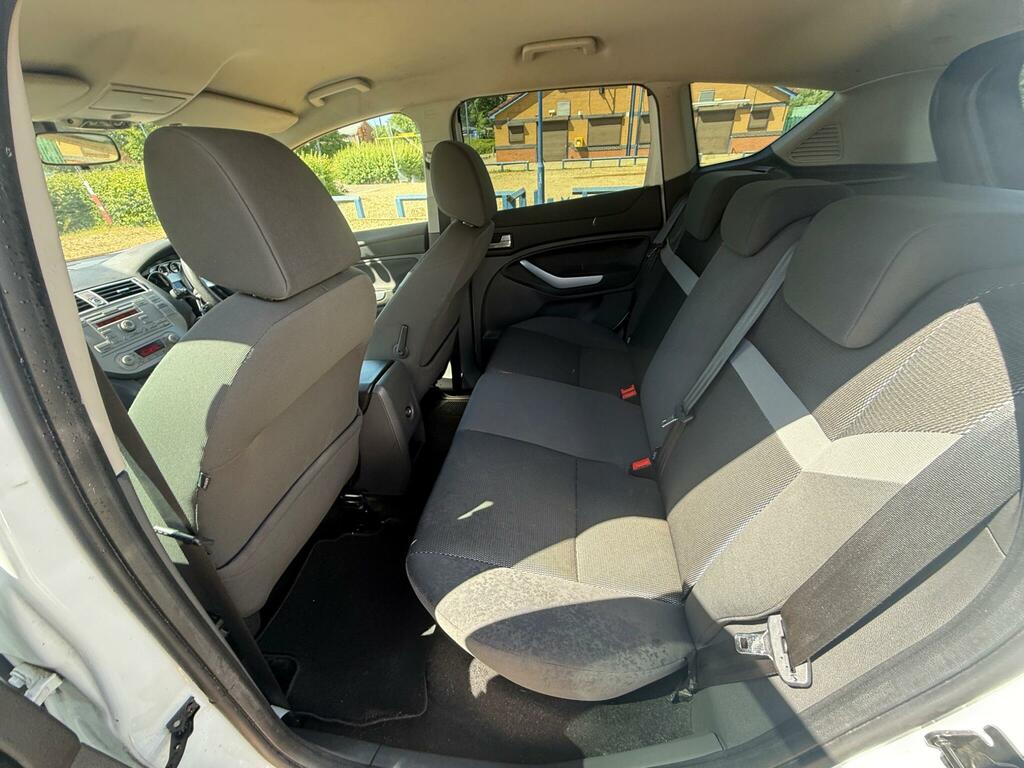 Ford Kuga Zetec Tdci White #19