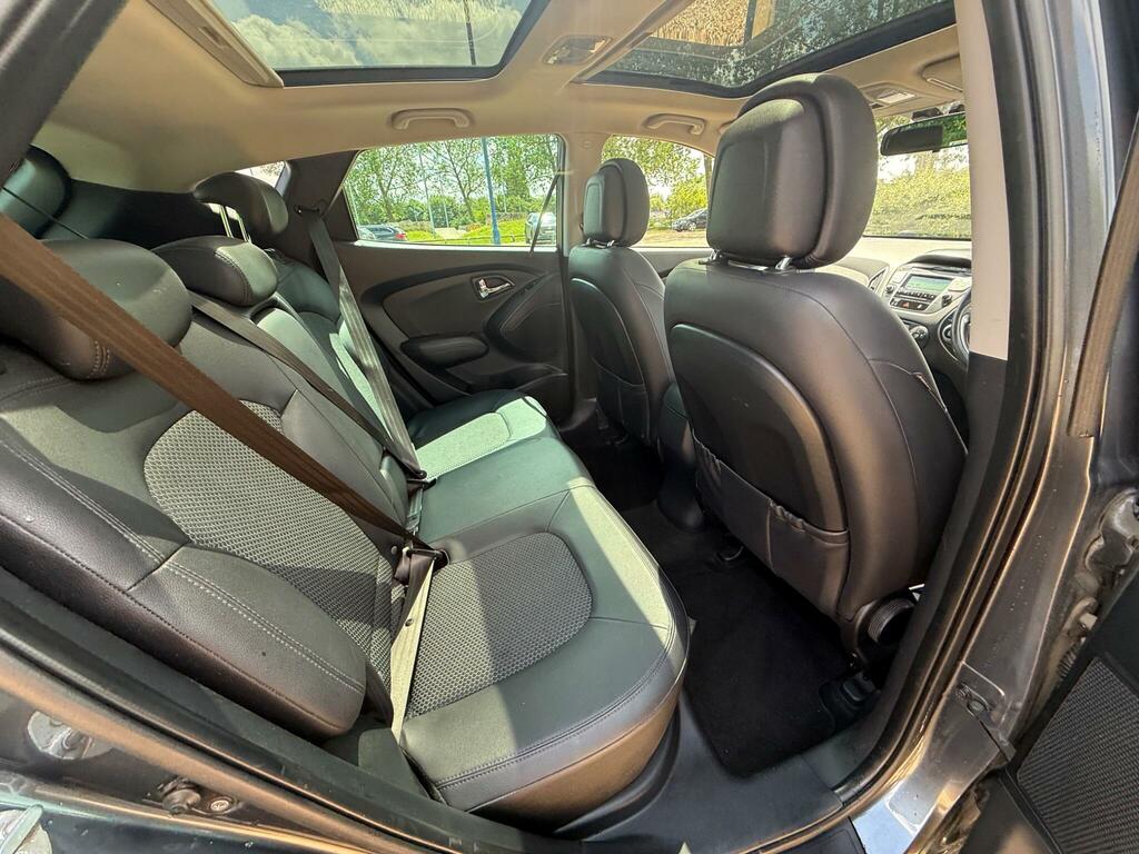 Hyundai Ix35 Ix35 Premium 2Wd Crdi Grey #21