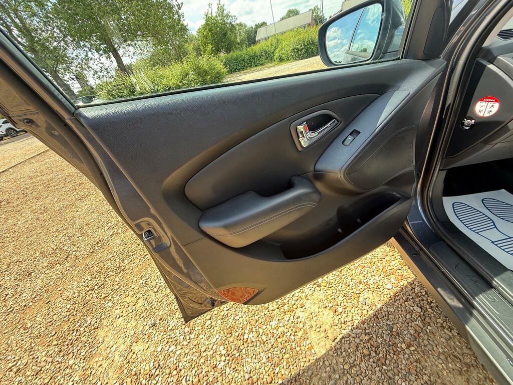 Hyundai Ix35 Ix35 Premium 2Wd Crdi Grey #23