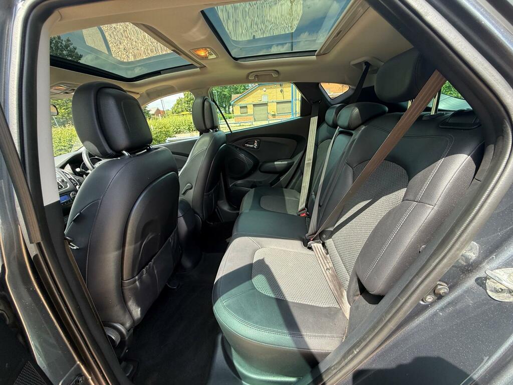 Hyundai Ix35 Ix35 Premium 2Wd Crdi Grey #20